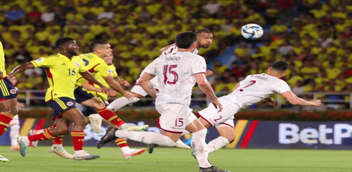 El goleador Salomón Rondón no tuvo su mejor noche ante Colombia/ foto cortesía