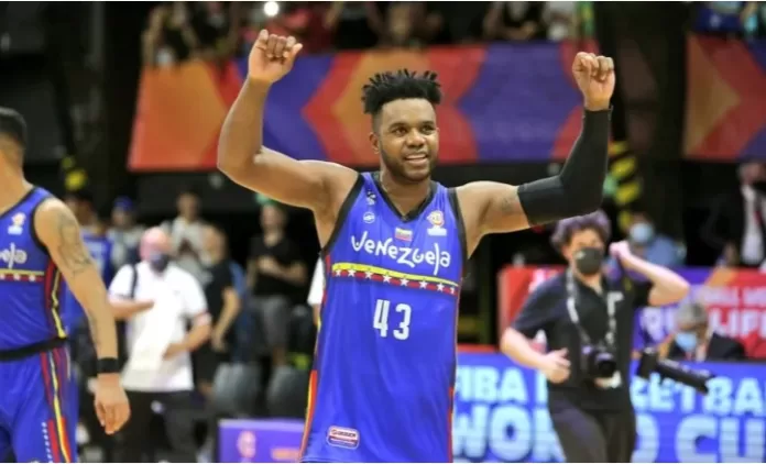 Néstor c Néstor Colmenares destacó con 21 puntos