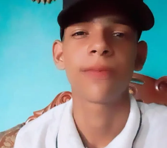Arrollado Esnayder Javier Hidalgo Hidalgo, de 17 años