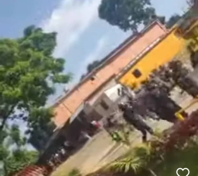 policías heridos