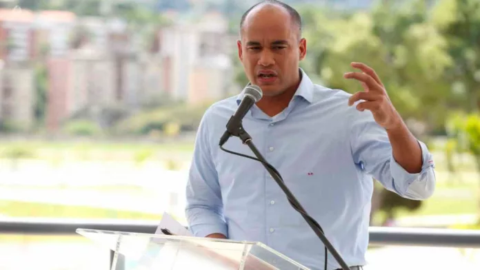 Hector Rodriguez - Asignacion de hogares a docentes en Venezuela