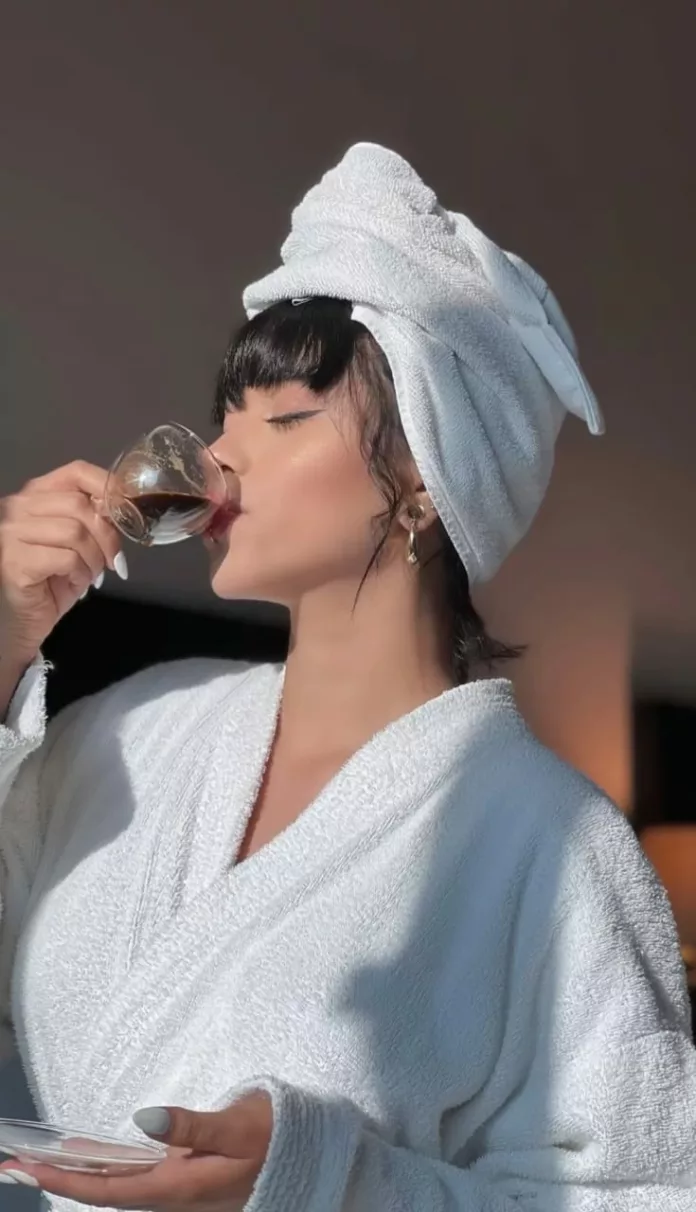 Máquina italiana de café y té para hoteles y Airbnb: lujo y comodidad al alcance