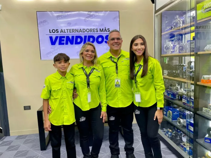 Chevecars reinauguró sus espacios en el marco de su treinta aniversario